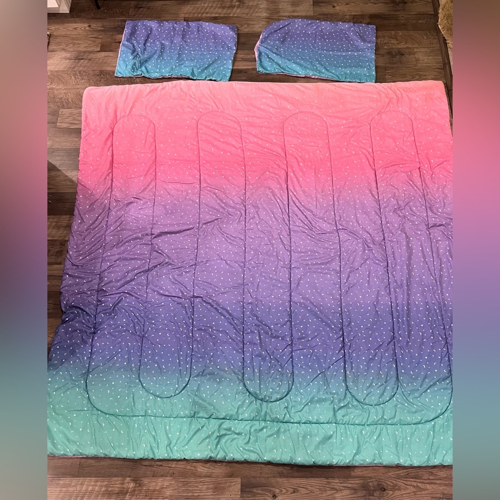 Ombré Star comforter